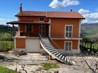 Villa in vendita a guardia lombardi 