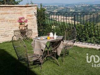 Casa indipendente in vendita a montegiorgio via solferino