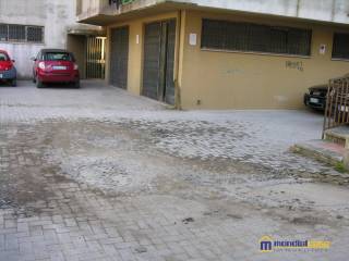 Garage in affitto a modica via trani 10