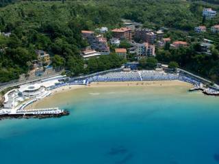 Appartamento in vendita a lerici via nino gerini