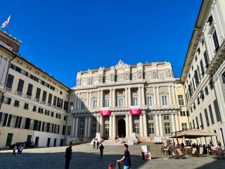 Appartamento in vendita a genova piazza giacomo matteotti, 1