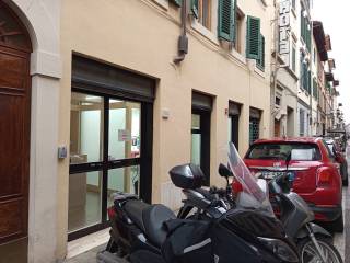 Ufficio in affitto a firenze via guelfa, 116