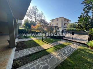 Villa a schiera in vendita ad agnadello via lazzaretto