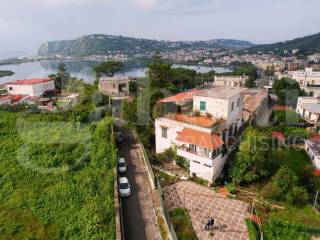 Villa bifamiliare in vendita a bacoli via pennata, 00