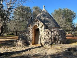 Chalet in vendita a ceglie messapica via francavilla