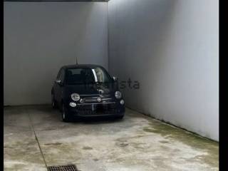 Posto auto in affitto a milano via giulio carcano, 24