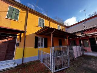 Casa indipendente in vendita a castelnuovo magra via marciano, 8