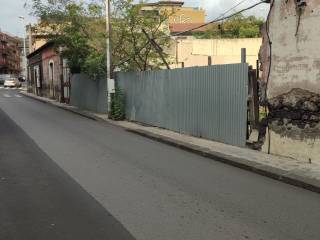 Terreno residenziale in vendita a misterbianco via giuseppe garibaldi, 138