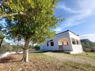 Villa in vendita a martina franca strada monti del duca