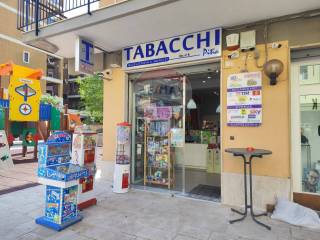 Tabaccheria in vendita a siracusa via pitia, 32