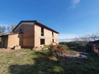 Casa indipendente in vendita a bevagna via delle pianate san sisto, snc