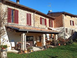 Cascina in in vendita da privato a pellegrino parmense via roma, 1