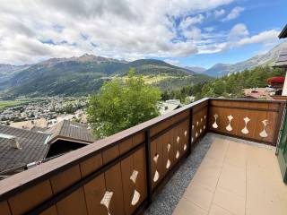 Villa bifamiliare in vendita a bormio via monte solena