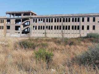 Terreno commerciale all'asta a siracusa via federico ozanam