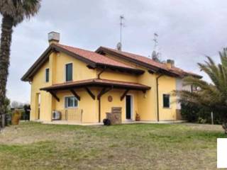 Villa bifamiliare all'asta a jesolo via pazienti, 1/f