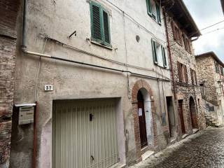 Casa indipendente in vendita a esanatoglia 