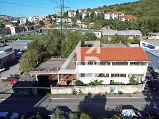 Capannone industriale in vendita a trieste via francesco carletti, 8