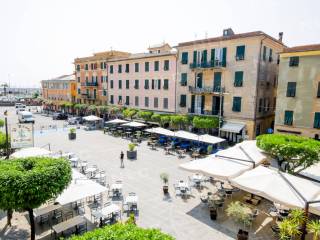 Negozio in vendita a lavagna via roma