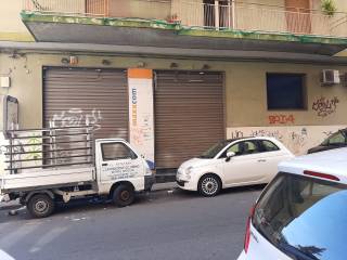 Negozio in vendita a catania via ingegnere