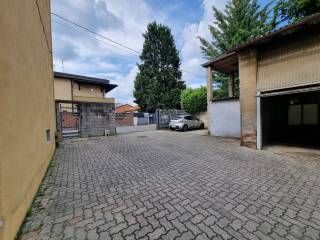 Garage in vendita a cesano maderno via della torretta, 11