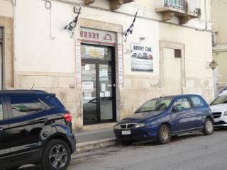 Negozio in vendita a molfetta via alfredo baccarini, 101