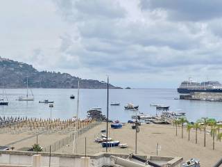 Appartamento in affitto a giardini-naxos via stromboli