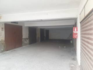 Garage in vendita a palermo via calcante