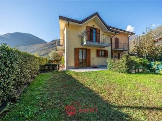 Villa a schiera in vendita a gordona via barona