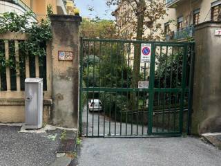 Posto auto in vendita a genova via giacomo medici del vascello