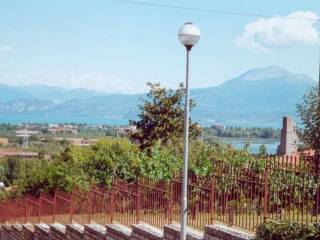 Villa bifamiliare in in vendita da privato a peschiera del garda via po, 15