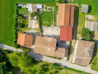 Capannone industriale in affitto a campegine via razza, 1