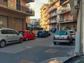 Garage in vendita ad acireale via sardella