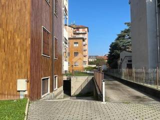 Garage in vendita a monza via a. marelli, 20