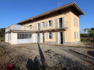 Casa indipendente in vendita a cavaglià via torino, 49