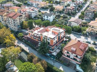 Intero stabile in vendita a castellalto via catanzaro, 16