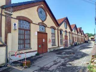 Capannone industriale in vendita a chieri piazza vincenzo caselli