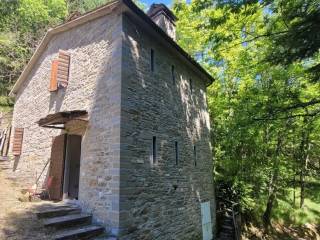 Chalet in vendita a bagno di romagna via ca' di borghi s.n.c.