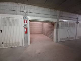 Garage in vendita a pont-saint-martin 