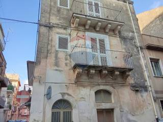 Casa indipendente in vendita a ragusa via solferino, 7-9