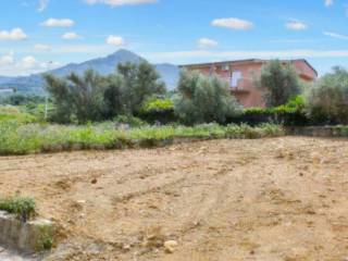 Terreno residenziale all'asta a sant'agata di militello contrada terreforti