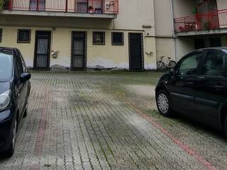 Posto auto in affitto ad alessandria via venezia, 33