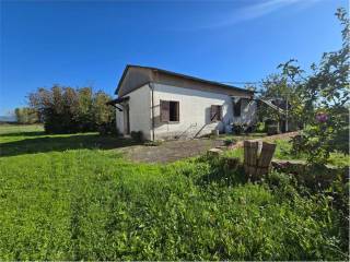 Casa indipendente in vendita a foligno 