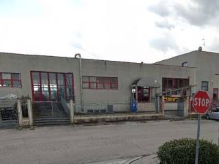 Capannone industriale all'asta a pollenza 