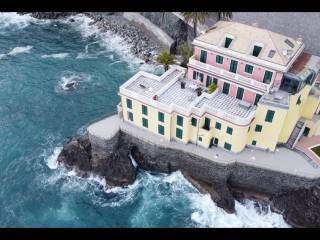 Villa bifamiliare in in vendita da privato a genova via pietro paolo rubens, 22