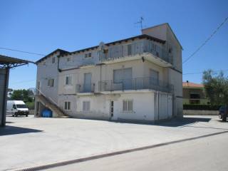 Ufficio all'asta a roseto degli abruzzi strada comunale mulino antimo