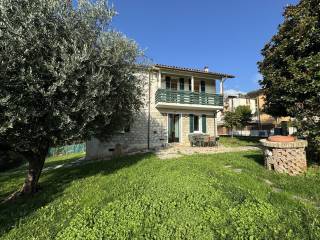 Villa bifamiliare in vendita a lugo di vicenza via giacomo matteotti, 40