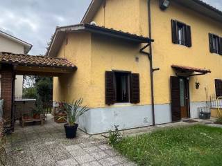 Villa a schiera in in vendita da privato a pieve a nievole via ponte monsummano, 12