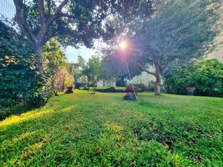 Villa in vendita a piedimonte etneo via giovanni verga