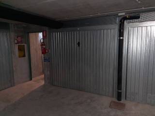 Garage in vendita a bardonecchia viale della vittoria, 24