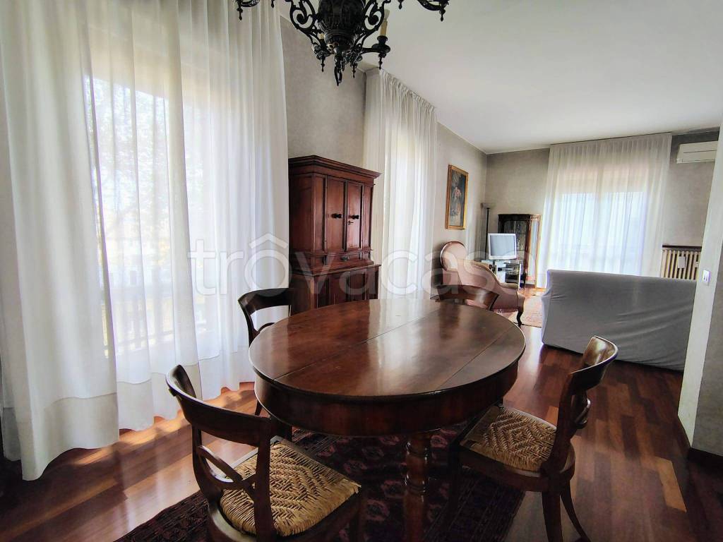 immagine annuncio 2 di 8